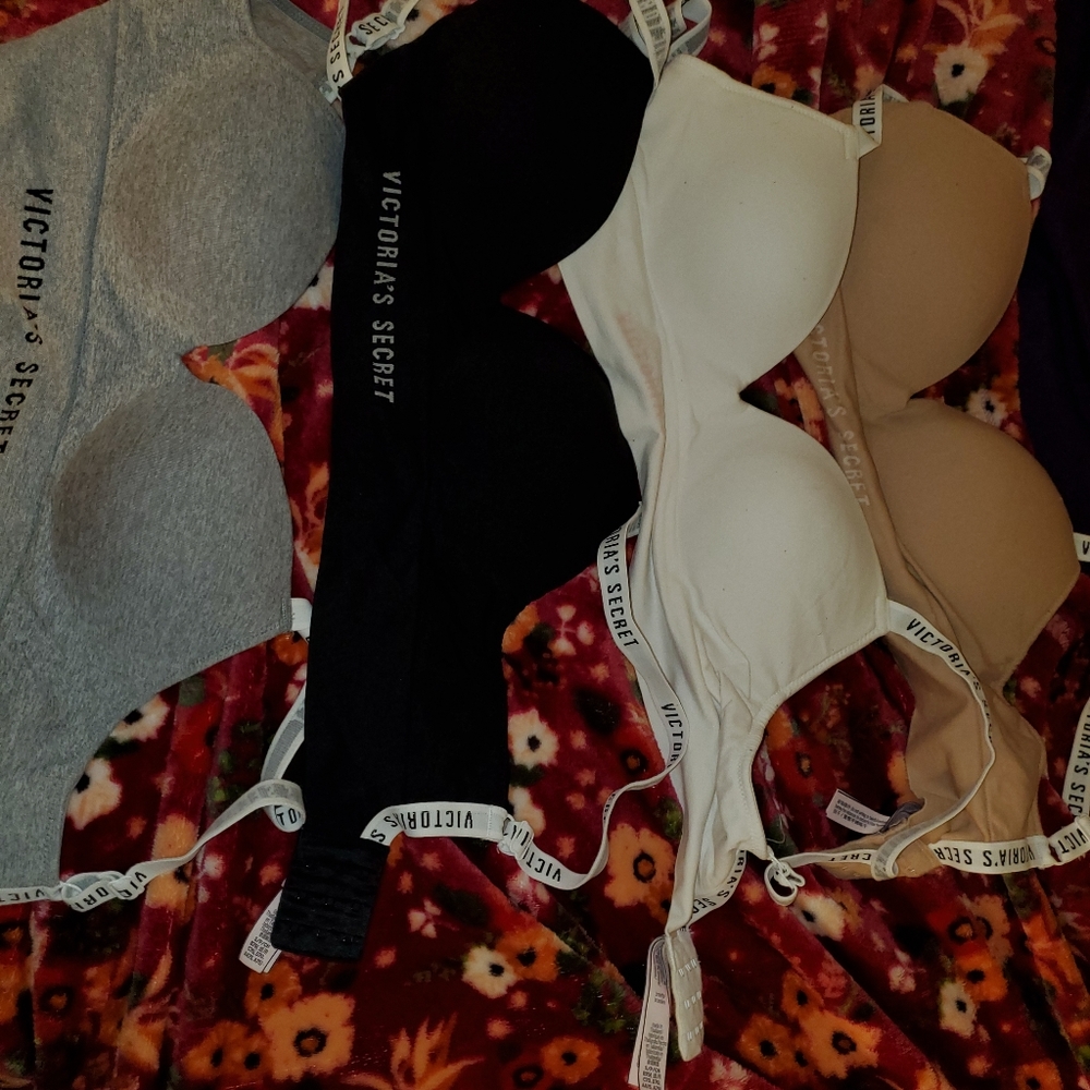 4 victoria secret Wireless push up bra